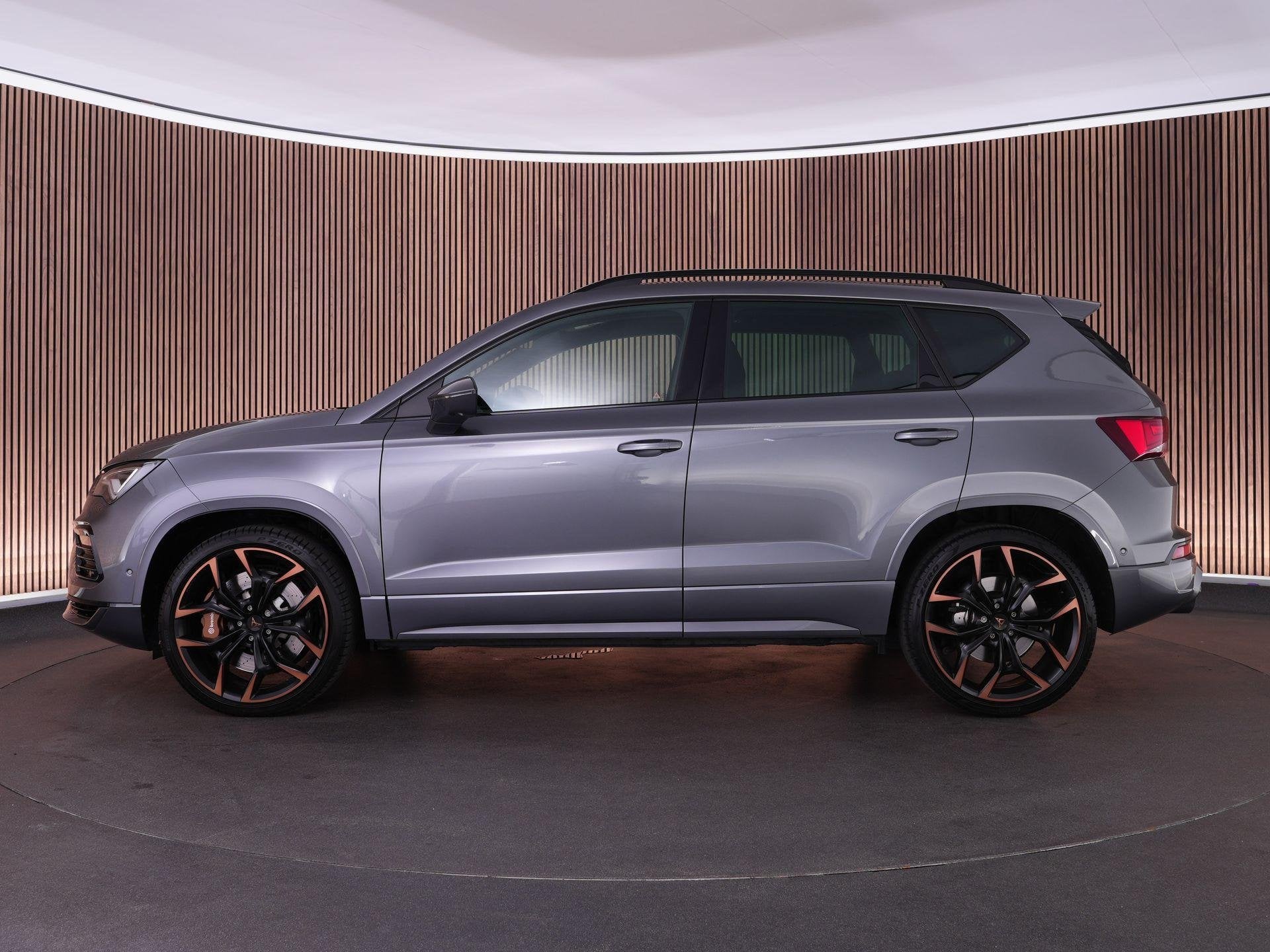CUPRA Ateca 2.0 TSI 300pk 4DRIVE VZ Limited Edition Adaptive, Automaat, 1528 kg, Gebruikt, Euro 6