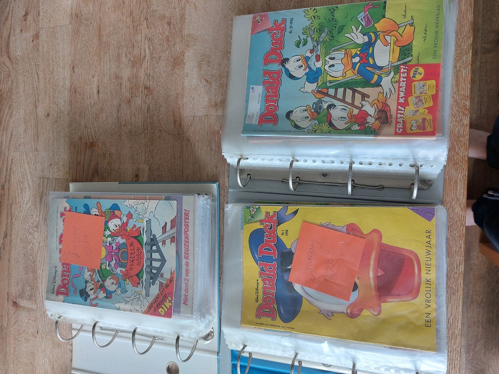 Donald Duck stripboeken - Jaargang 1988 en 1998, Boeken, Meerdere stripboeken, Ophalen, Gelezen