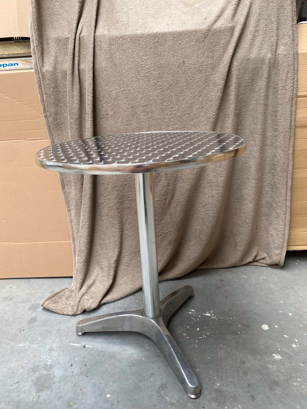 Metalen bistrotafel - Rond - Gebruikt, Huis en Inrichting, Ophalen, Gebruikt, Metaal of Aluminium, Rond