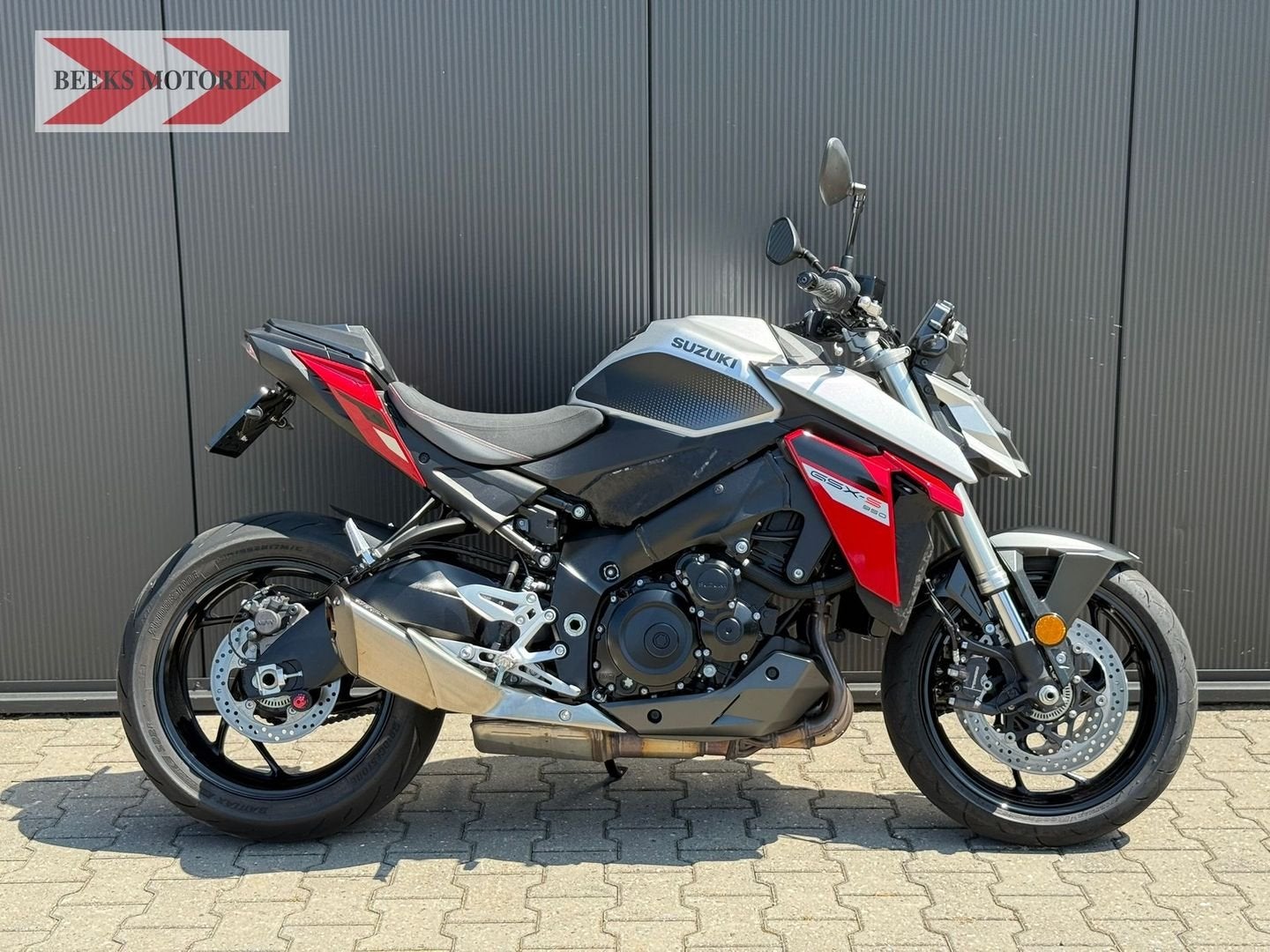 NIEUWSTAAT SUZUKI GSX-S 950 (bj 2024) 7,246 km - Beurt gehad, SUZUKI, 4 cilinders, Motorrijbewijs A, Bedrijf