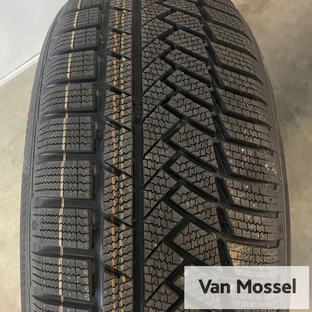 Continental WinterContact TS850P ContiSeal 215/55/R18 95T, Auto-onderdelen, Banden en Velgen, 18 inch, Gebruikt, -, -