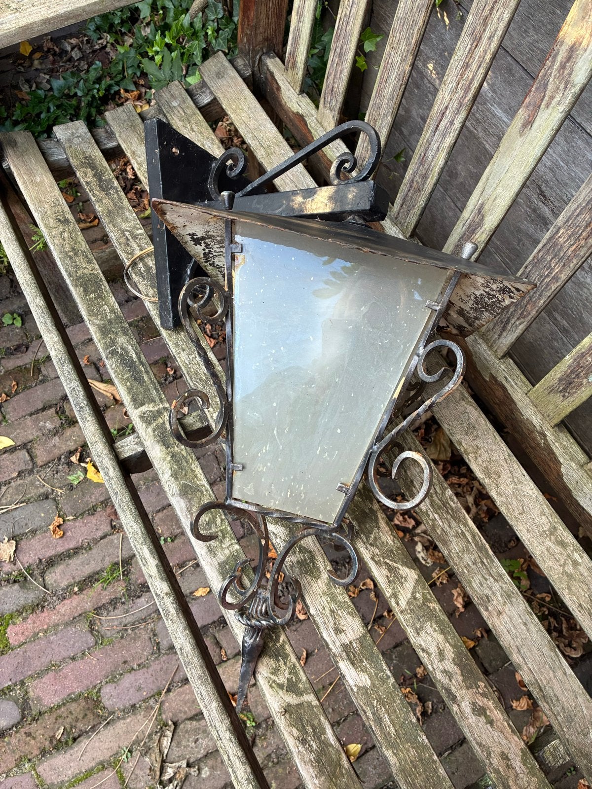 Antieke buitenlamp - opknapper, Ophalen, Gebruikt, IJzer, Wandlamp