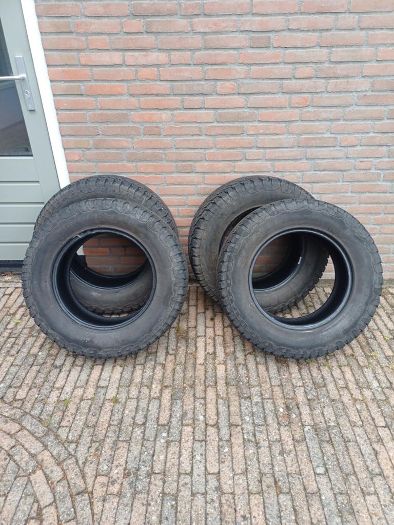 AT General Grabber 255 65 17banden - All-terrain banden, Auto-onderdelen, Banden en Velgen, Gebruikt, Ophalen of Verzenden, All Season