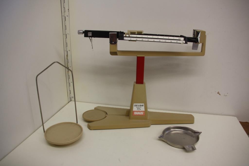 Ohaus Cent-O-Gram weegschaal -311. Compleet., Ophalen of Verzenden, Fijner dan 1 gram, Analoog, Minder dan 10 kg