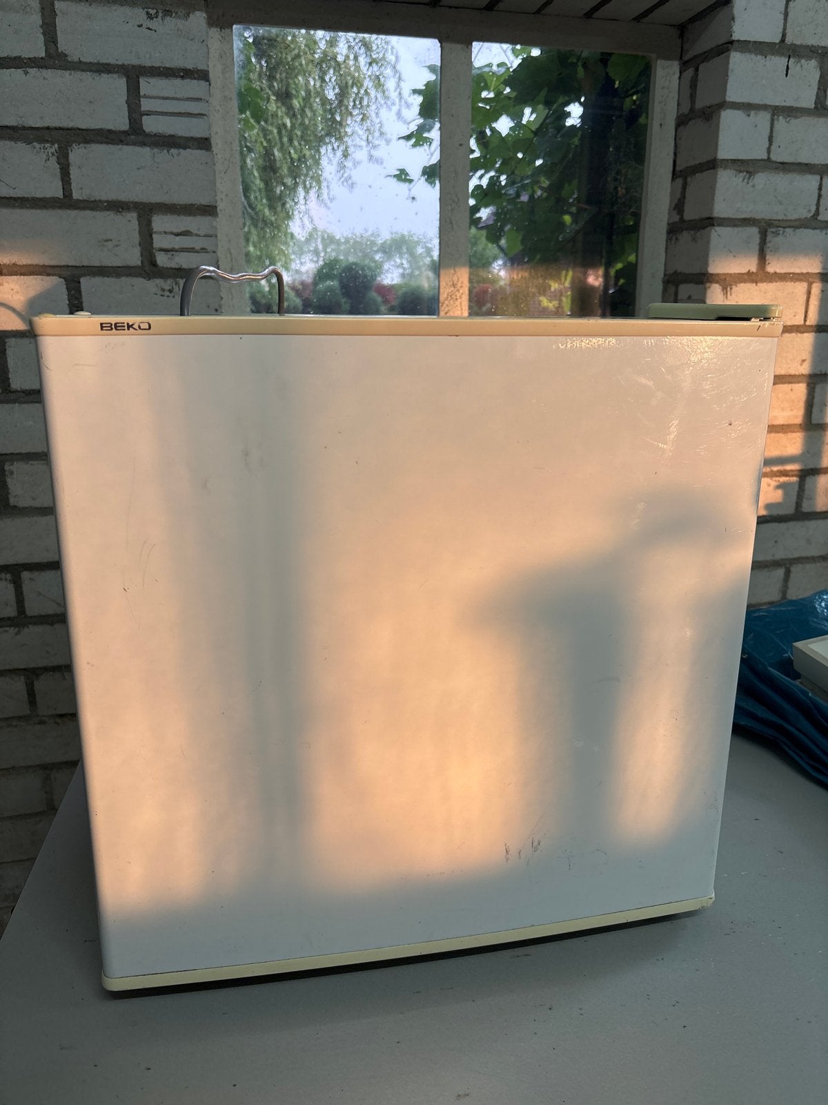 Compacte Beko Koelkast met Vriesvak - Ideaal voor kleine rui, Ophalen, Gebruikt, Minder dan 85 cm, Minder dan 75 liter