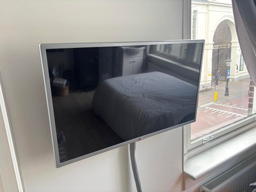 LG 28LB490U smart tv, Ophalen, LED, 50 Hz, Zo goed als nieuw