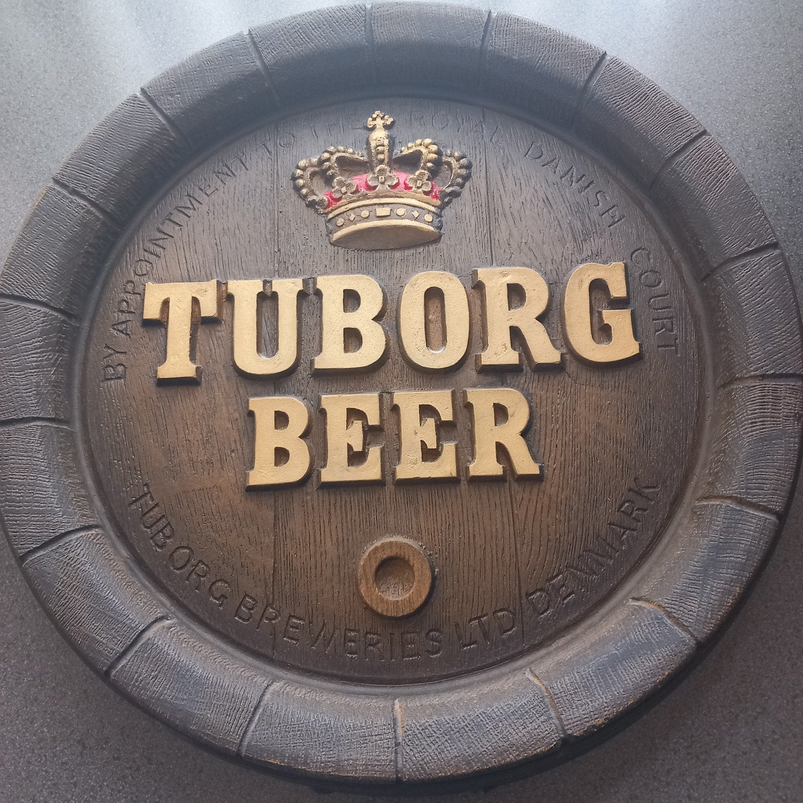 TUBORG WANDBORD 40 CM BREED, Verzamelen, Ophalen of Verzenden, Zo goed als nieuw, Reclamebord, Plaat of Schild, Overige merken