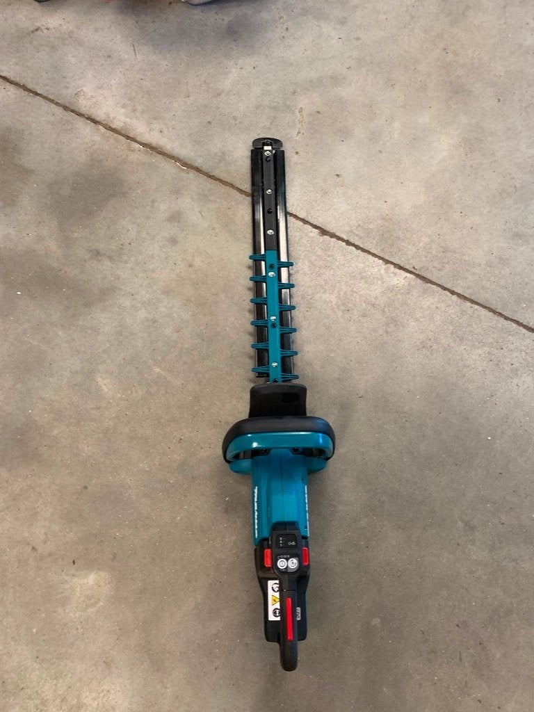 *NIEUW*  Makita UH004G Heggenschaar VOORRAADOPRUIMING, Tuin en Terras, Makita, Accu, Nieuw, Ophalen of Verzenden