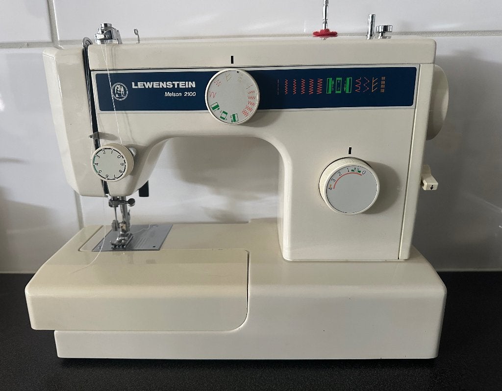 Lewenstein Melson naaimachine in perfecte staat, Hobby en Vrije tijd, Verzenden, Gebruikt, Naaimachine, Lewenstein
