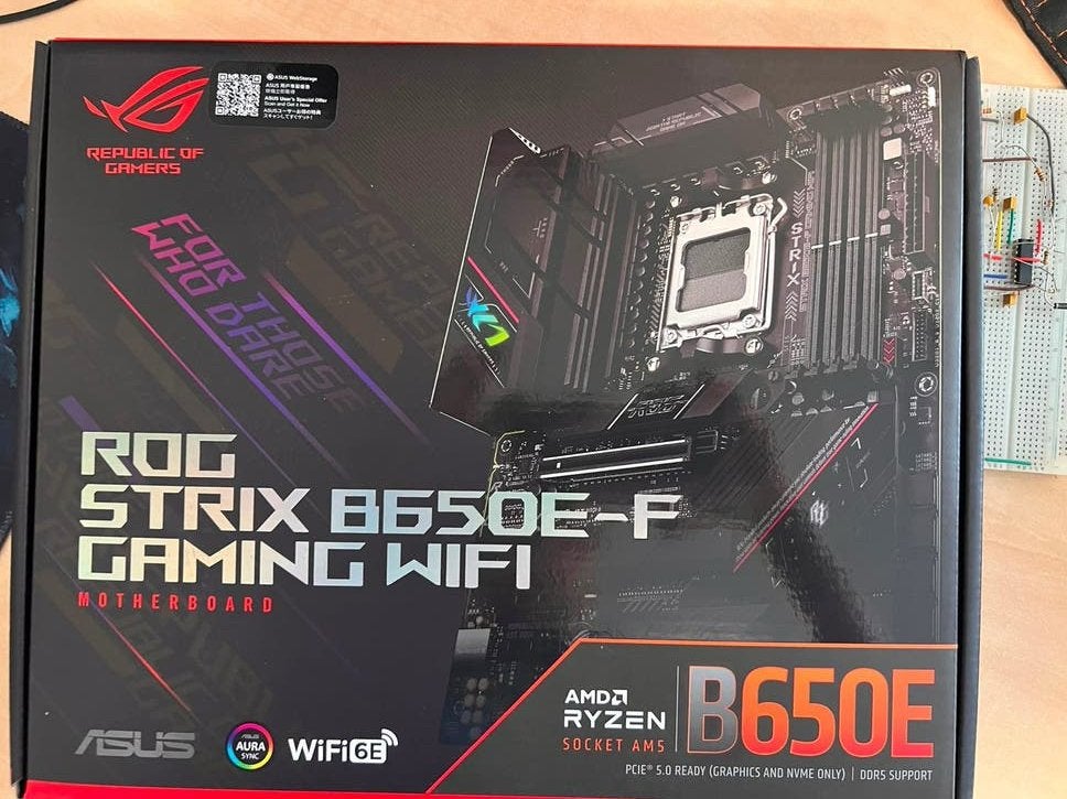ASUS ROG STRIX B650E-F GAMING WIFI Moederbord, Computers en Software, Moederborden, Ophalen of Verzenden, Nieuw, AMD, DDR5