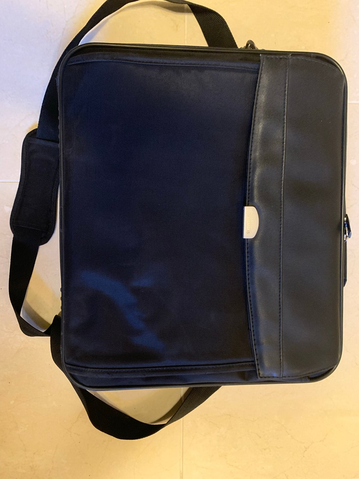 Fujitsu Siemens Laptop Tas met Veel Vakken en Opladervak, Ophalen, Meerdere vakken, Gebruikt, 15 inch