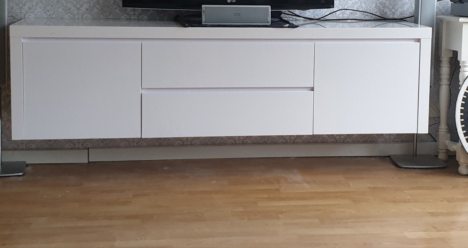 Hoogglans Zwevend dressoir, Huis en Inrichting, Kasten | Televisiemeubels, Ophalen, 150 tot 200 cm, Zo goed als nieuw, Minder dan 100 cm