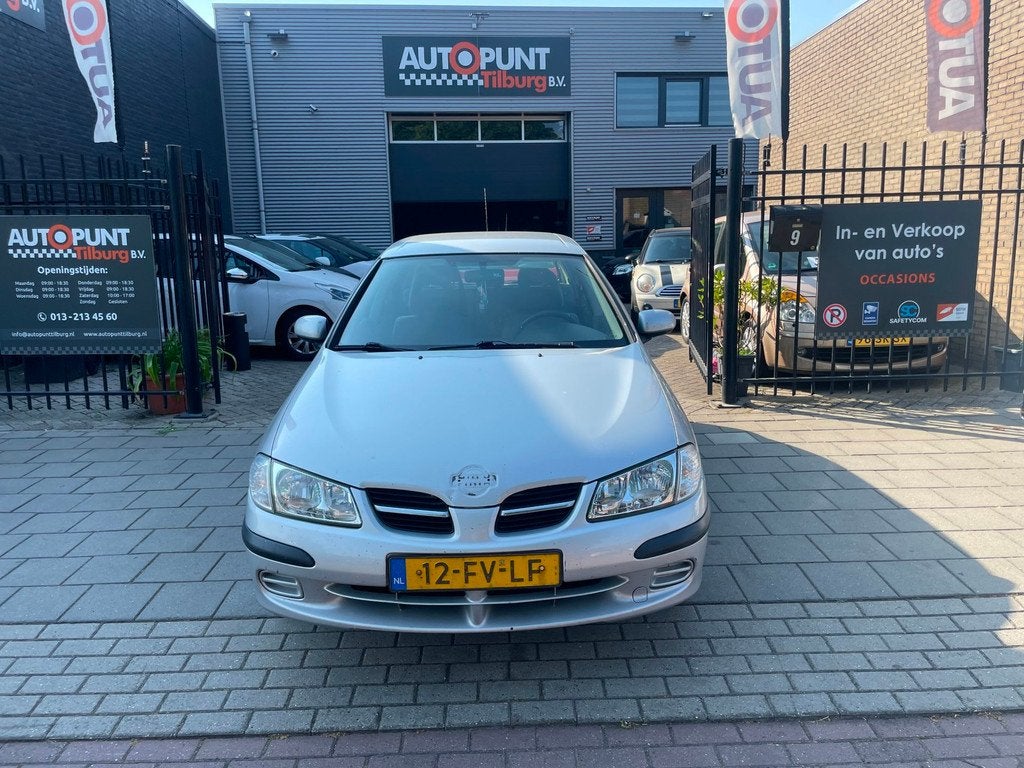 Nissan Almera 1.5 Comfort 2e Eigenaar! Airc Trekhaak NAP APK, Auto's, Nissan, 15 km/l, 4 cilinders, Origineel Nederlands, Handgeschakeld