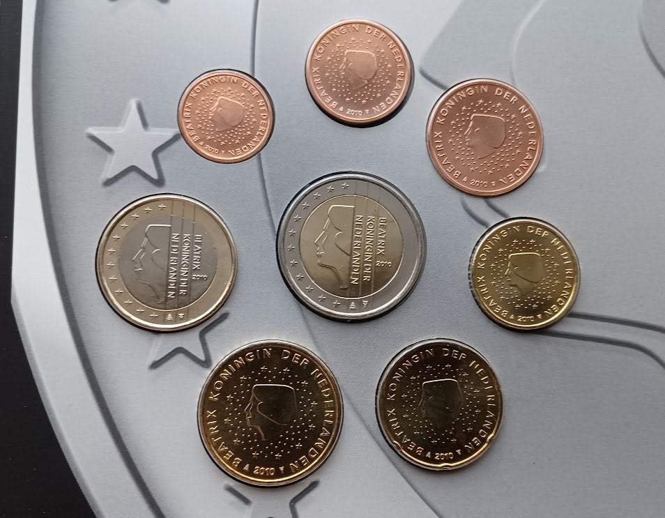 Nationale jaarset Nederland 2010 BU, Verzenden, Koningin Beatrix, Euro's