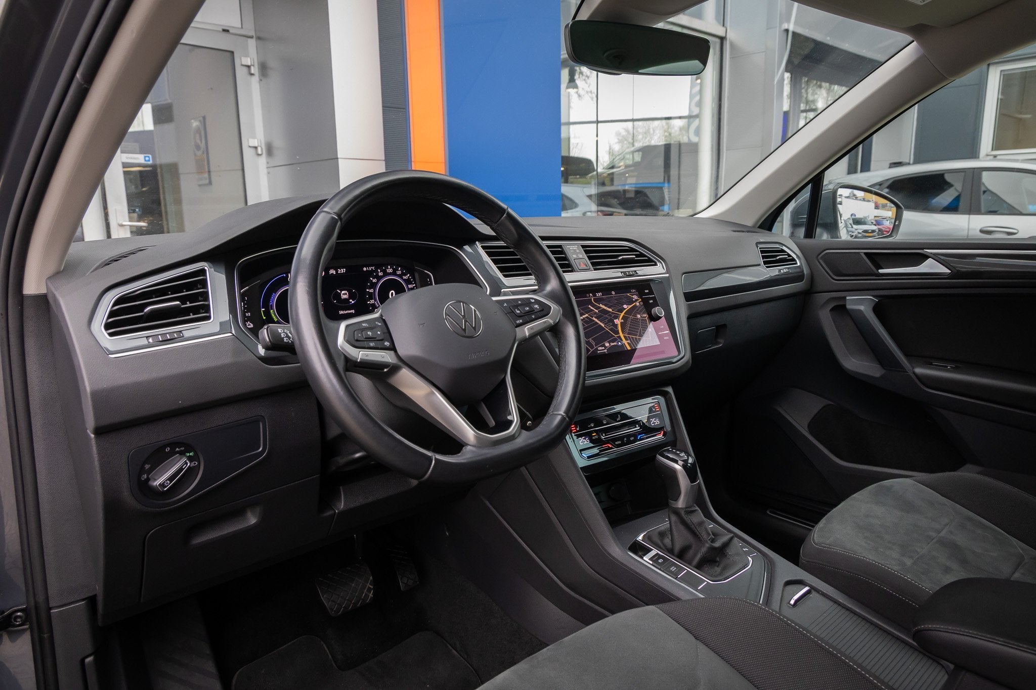 Volkswagen Tiguan 1.4 TSI eHybrid Elegance PHEV | IQ.Light |, Auto's, 12 maanden, Euro 6, Hybride Elektrisch/Benzine, SUV of Terreinwagen