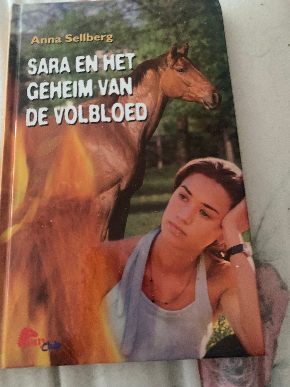 Sara en het geheim van de volbloed, Ophalen of Verzenden, Nieuw, Non-fictie