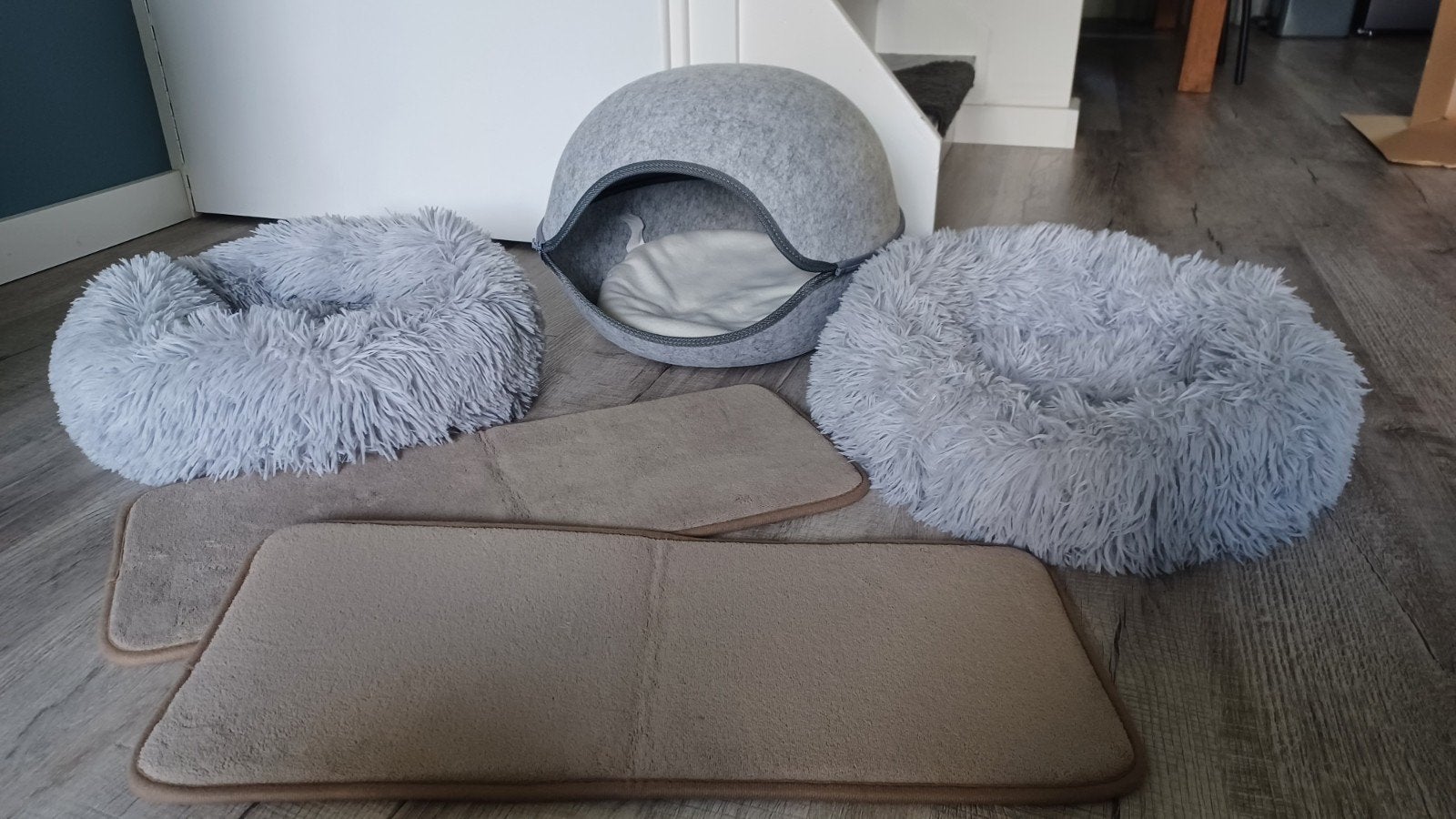 heerlijke warme manden en vensterbank kleedjes, Ophalen, Zo goed als nieuw