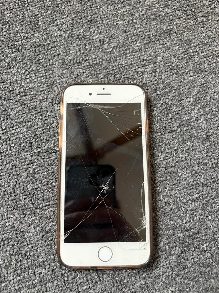 Kapote iphone 6, Telecommunicatie, Mobiele telefoons | Samsung, Zwart, Ophalen of Verzenden, Zo goed als nieuw, 32 GB