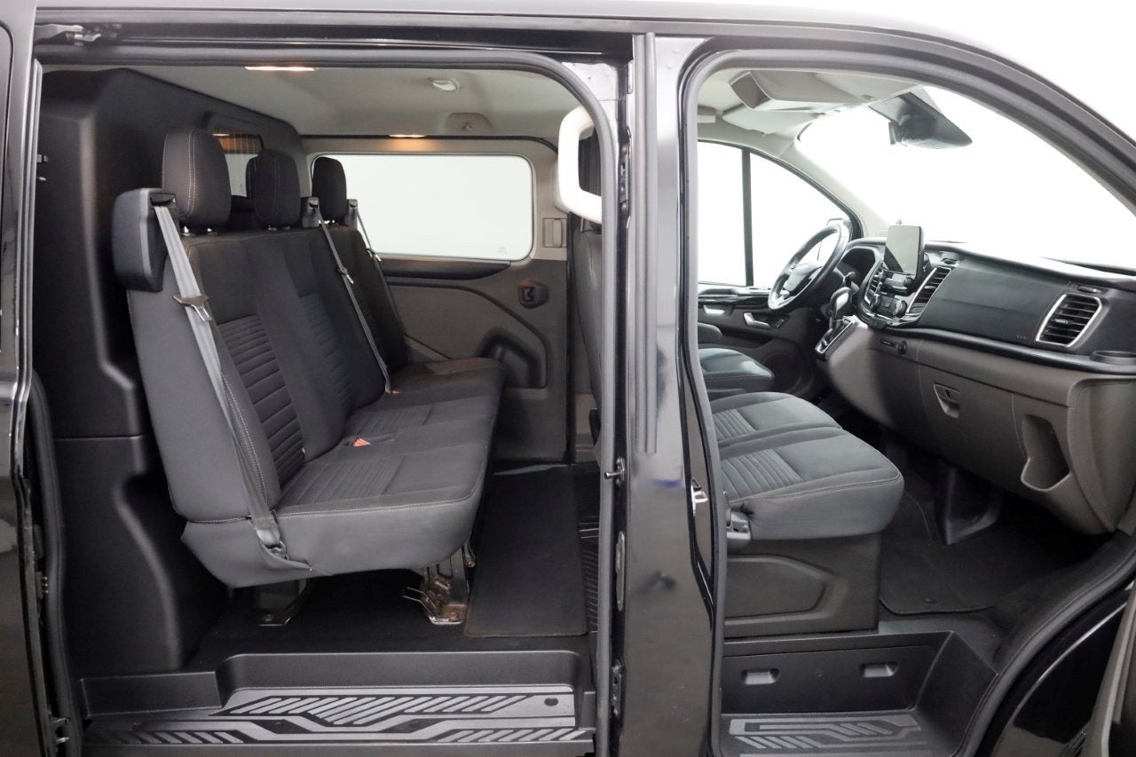 Ford Transit Custom 2.0 TDCI 130pk L1H1 Automaat D.C. Limite, Auto's, Euro 6, 4 cilinders, Zwart, Bedrijf