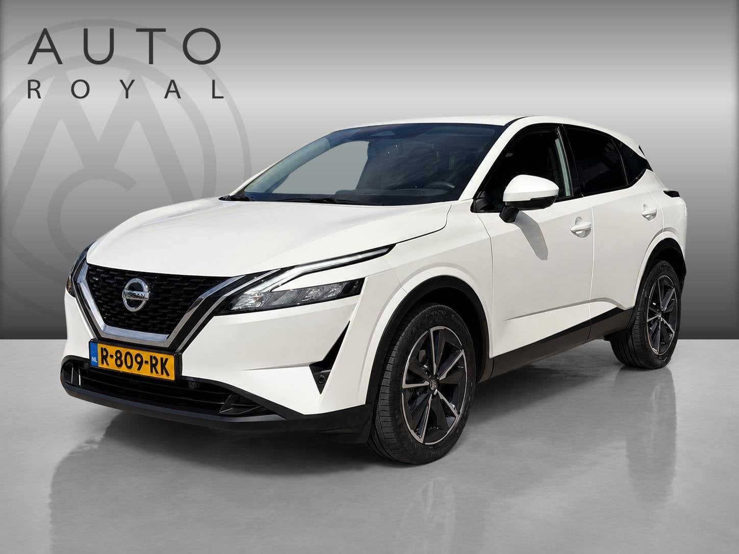 Nissan Qashqai 1.3 MHEV Acenta 360-CAMERA | MULTI-MEDIA | AI, Voorwielaandrijving, 1304 kg, Stof, Gebruikt
