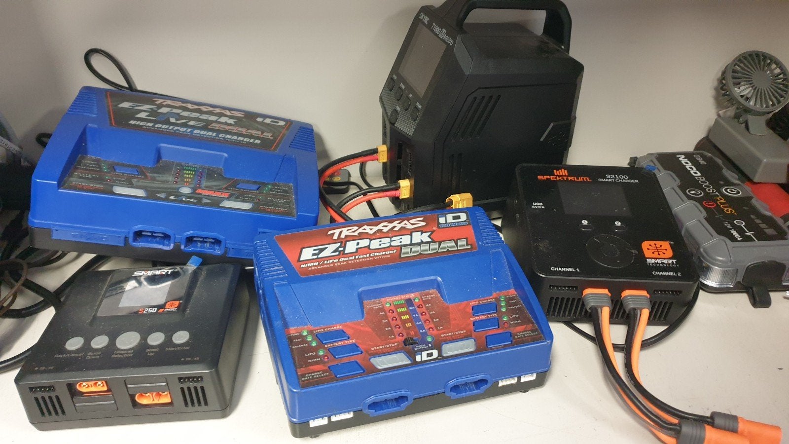 Traxxas Spektrum Lipo Dual Lader, Ophalen, Gebruikt, Onderdeel