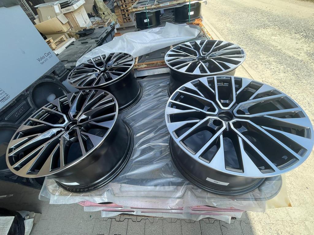 Audi e-tron GT RS velgen 20 inch 4J3601025CF titanium NIEUW, Info@fabrikant.eu, Fabrikantstraat 1
1000 AA  Amsterdam, NL, Ophalen of Verzenden