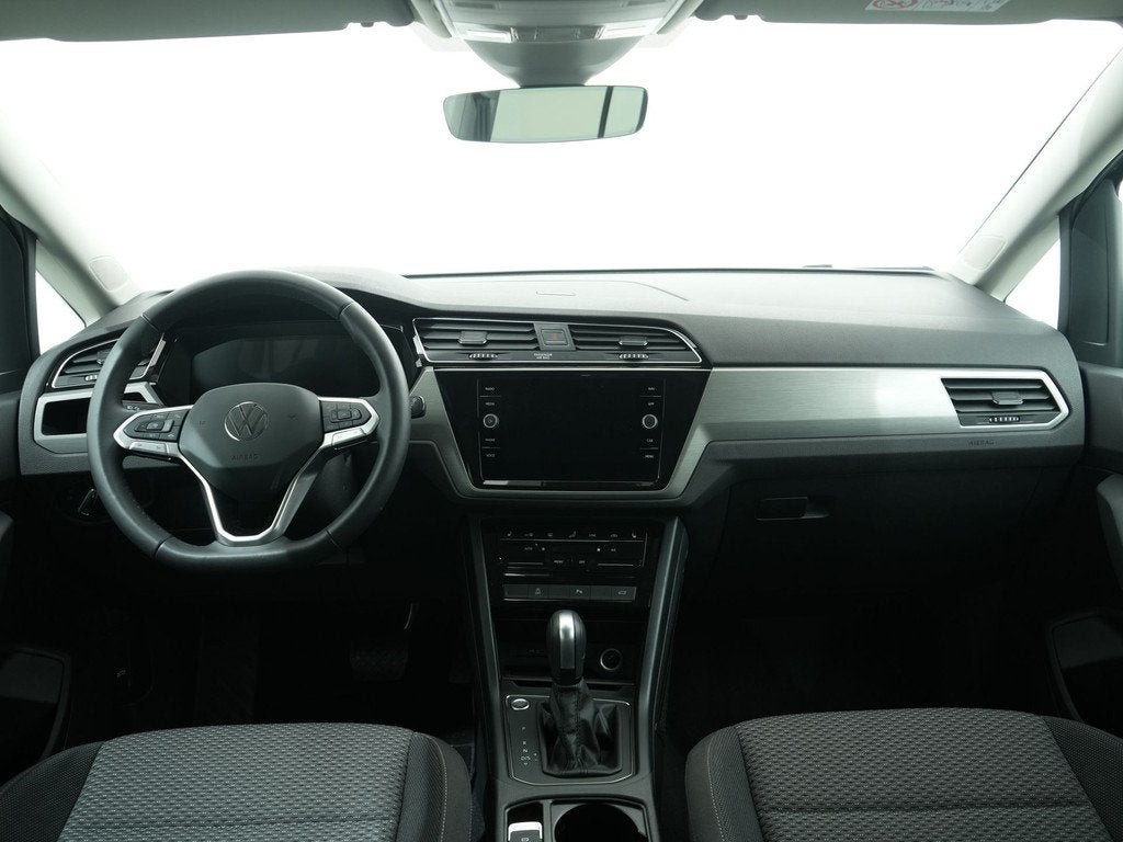 Volkswagen Touran 1.5 TSI 150PK COMFORTLINE 7 PERSOONS | Cam, Auto's, Volkswagen, 4 cilinders, 150 pk, 7 stoelen, 1415 kg
