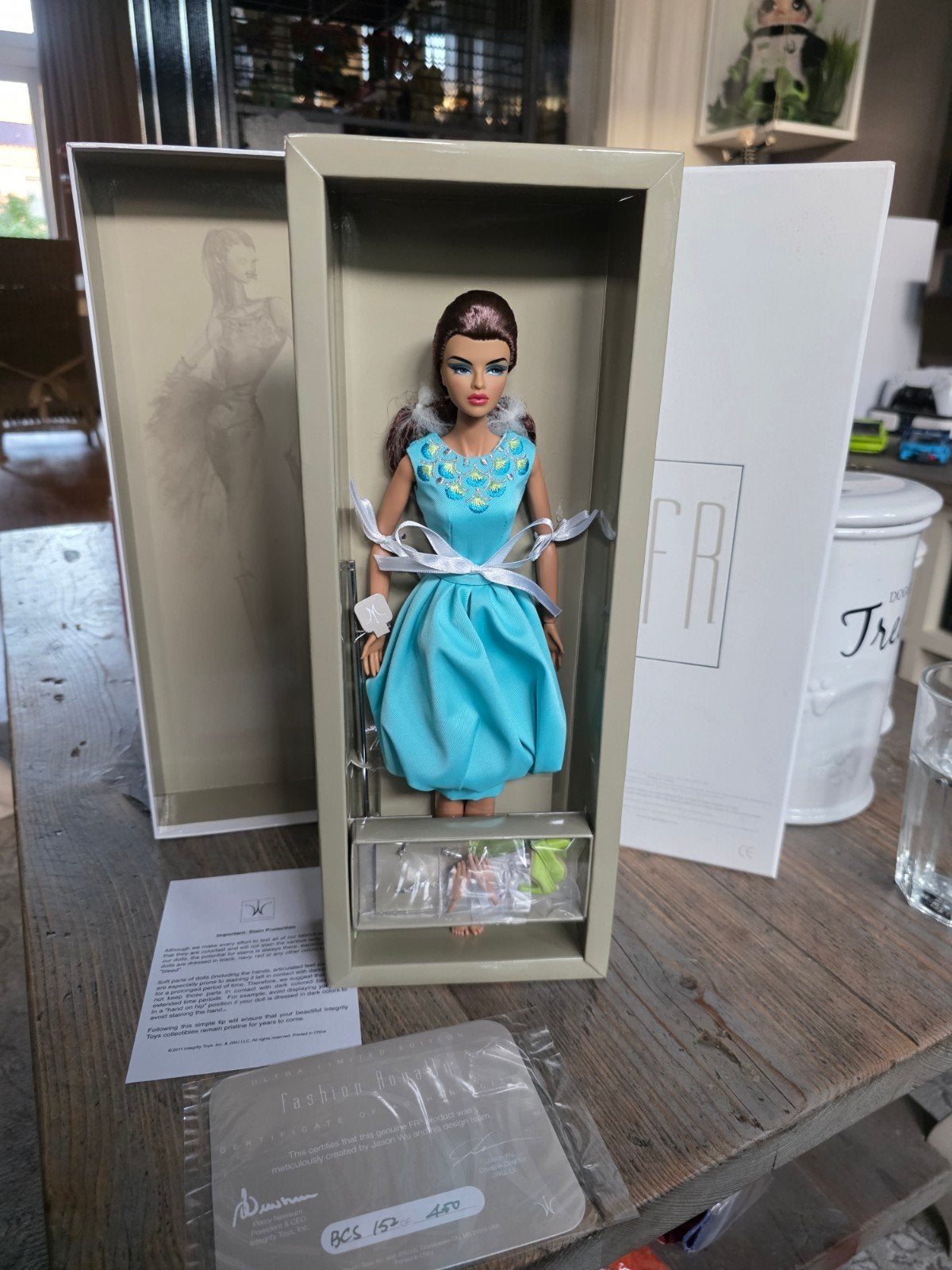 Integrity Toys jet set convention souvenir fashion royalty, Verzamelen, Ophalen of Verzenden, Nieuw, Pop