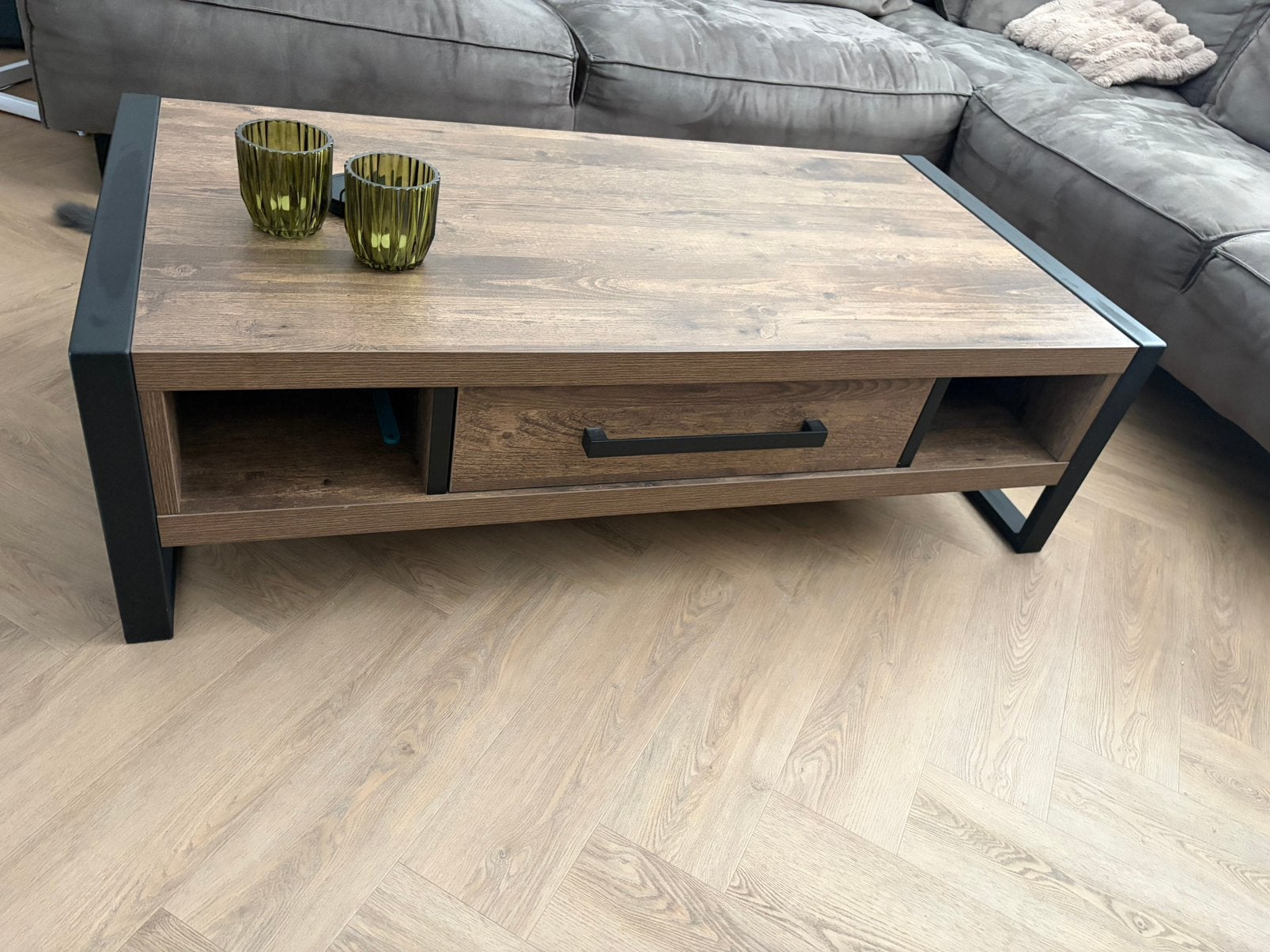 Modern/industrieel salontafel met bijpassend groot dressoir, Ophalen, Zo goed als nieuw, Rechthoekig