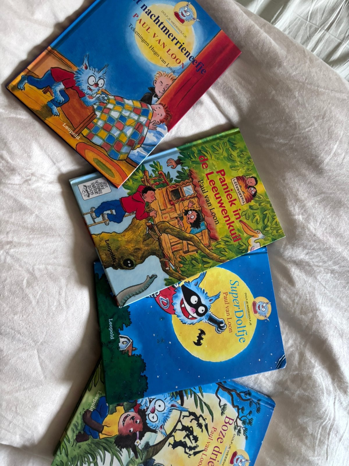 Boeken paul v loon 4 x, Boeken, Ophalen of Verzenden, Gelezen, 3 tot 4 jaar