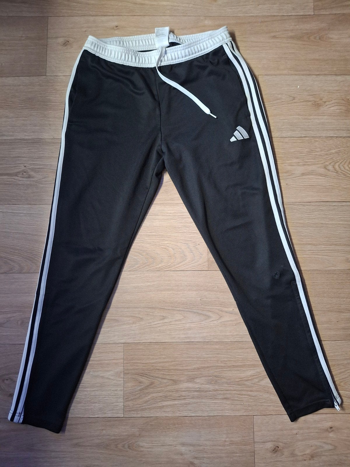 Adidas trainingsbroek zwart met witte strepen, maat L, Maat 52/54 (L), Zwart, Ophalen of Verzenden, Adidas