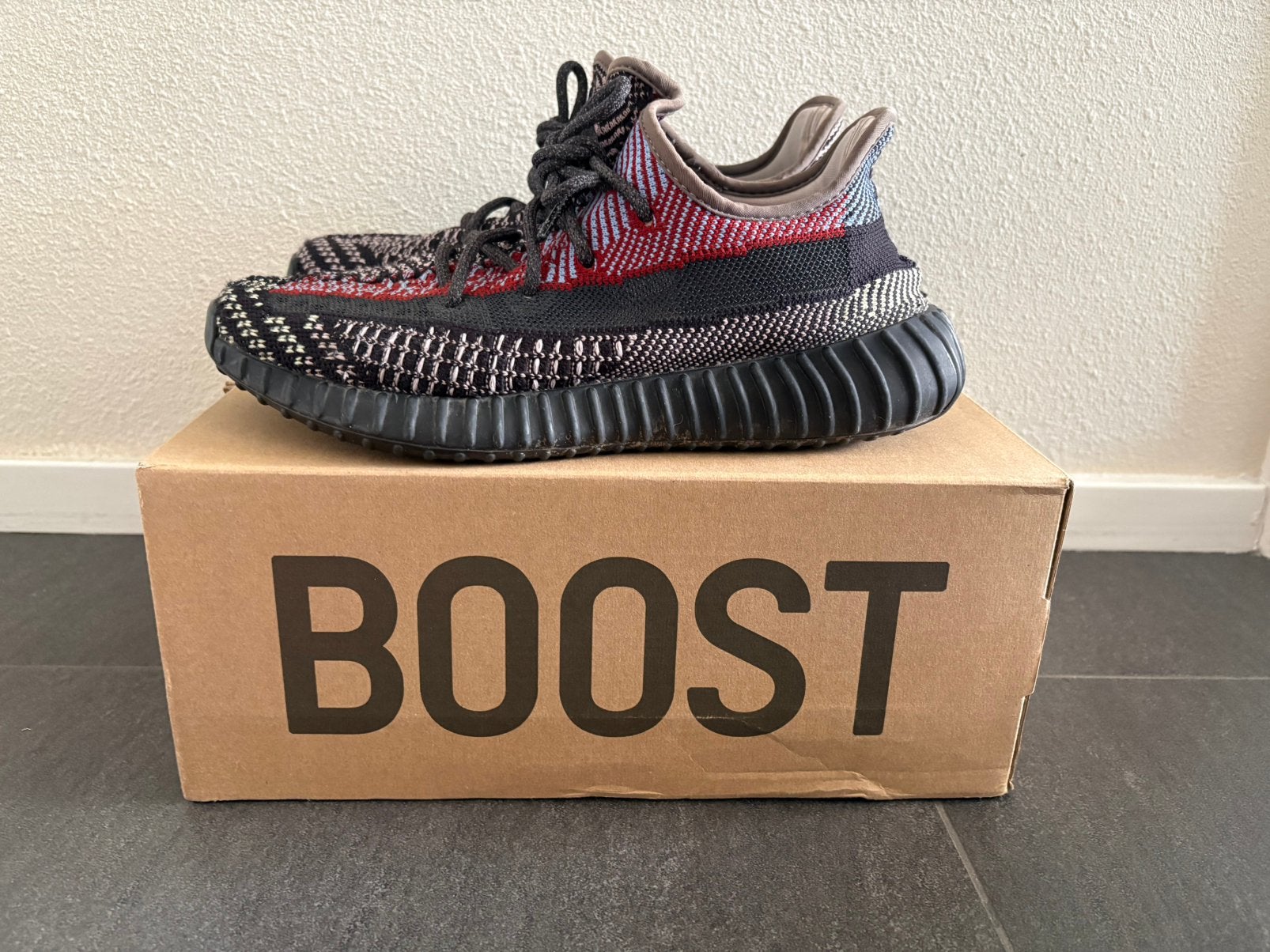 Yeezy yechiel maat 42, Overige kleuren, Ophalen of Verzenden, Sneakers of Gympen, Gedragen