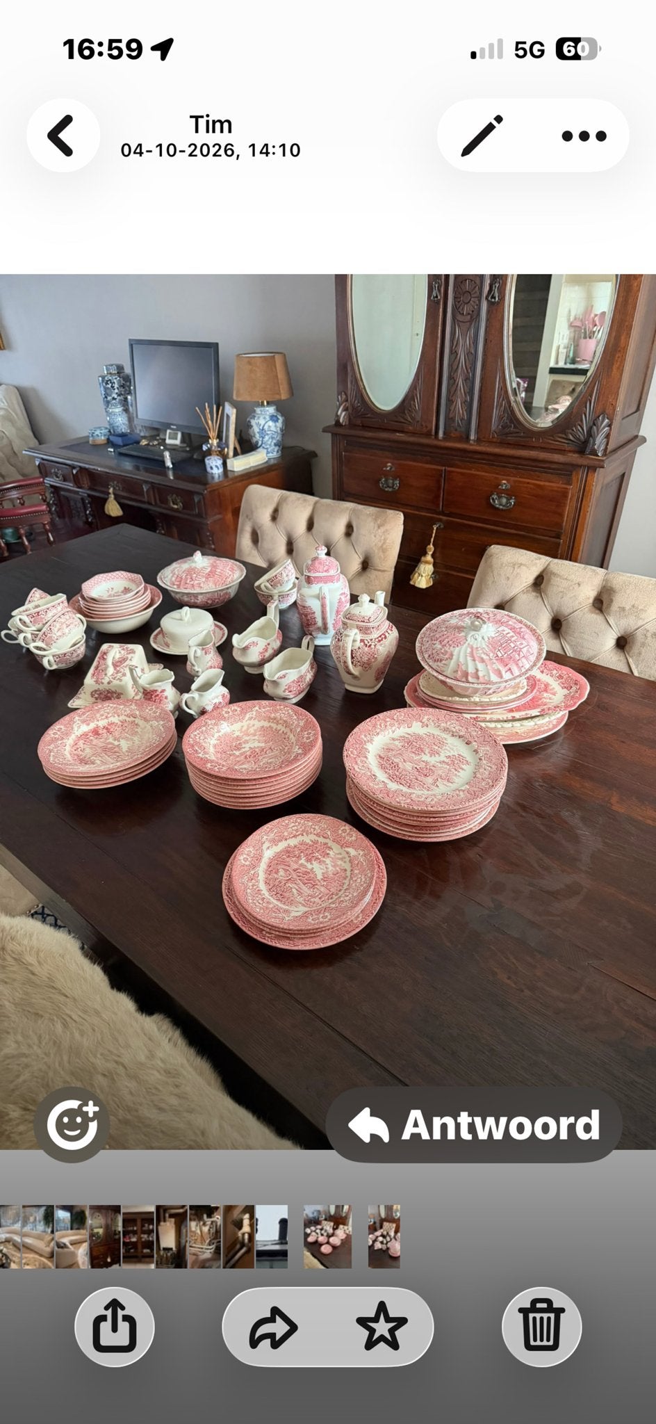 Antiek roze servies met bloemmotief, Ophalen