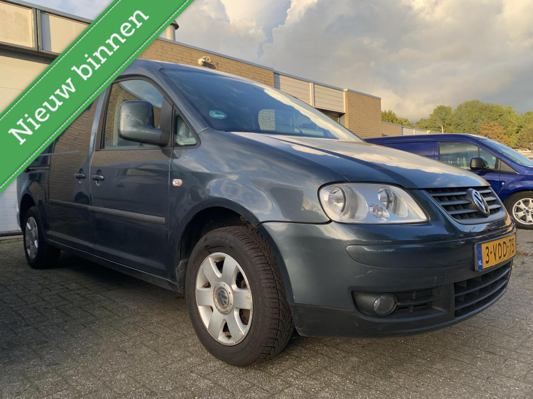 Volkswagen Caddy Bestel 1.9 TDI Maxi Automaat Airco Cruise C, Auto's, Automaat, Parkeersensor, Stof, Gebruikt