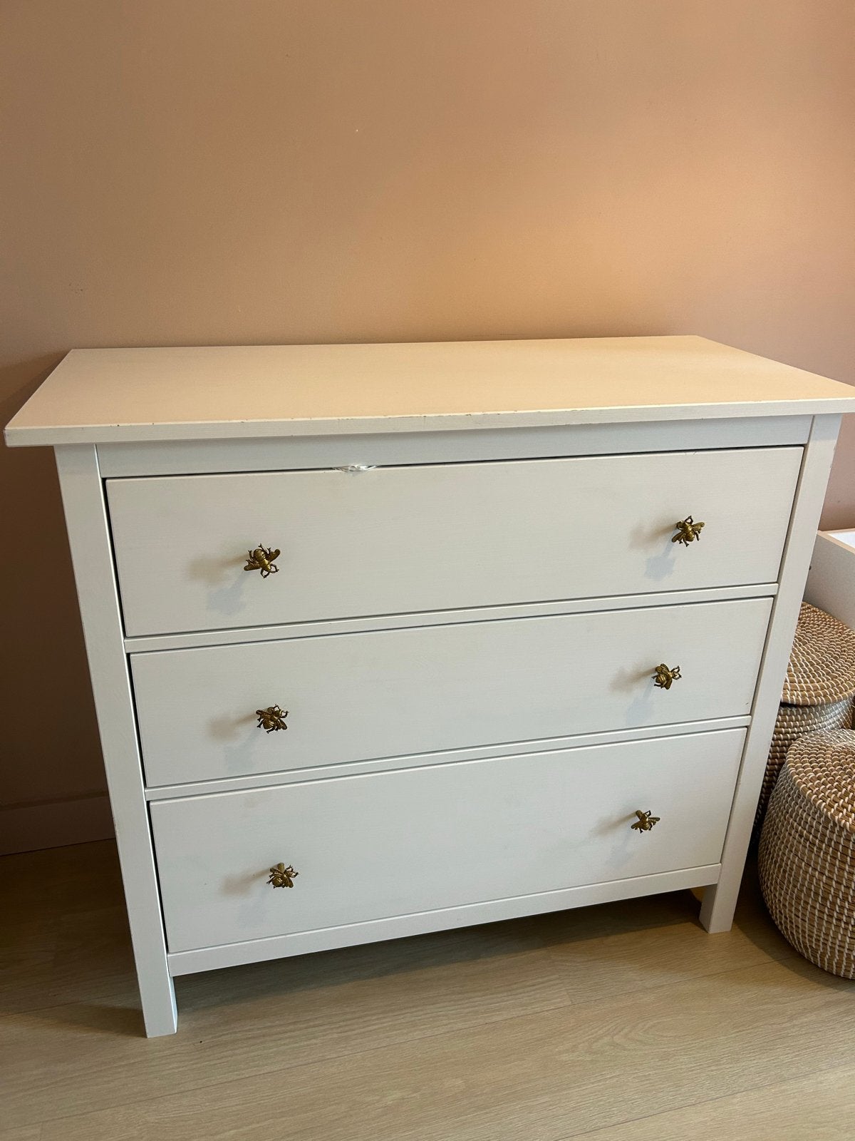 IKEA Hemnes Commode met gouden bijenknopjes, Ophalen, Gebruikt, 50 tot 70 cm, 75 tot 100 cm