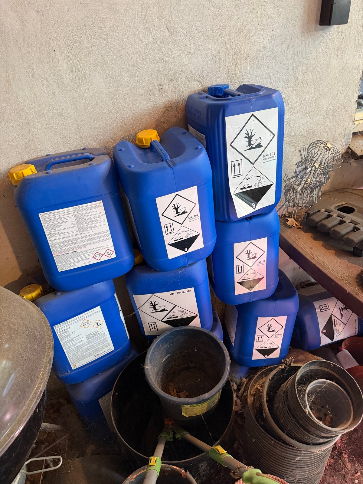 10x lege chloorkannen 20liter, Ophalen, Gebruikt, Overige soorten