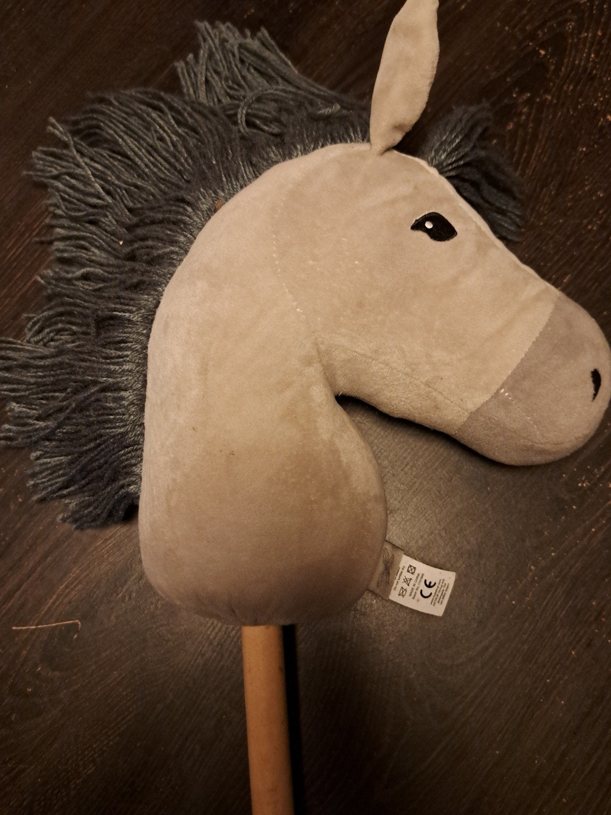 Stokpaard Wit/Grijs, Hobby en Vrije tijd, Overige Hobby en Vrije tijd, Ophalen, Gebruikt