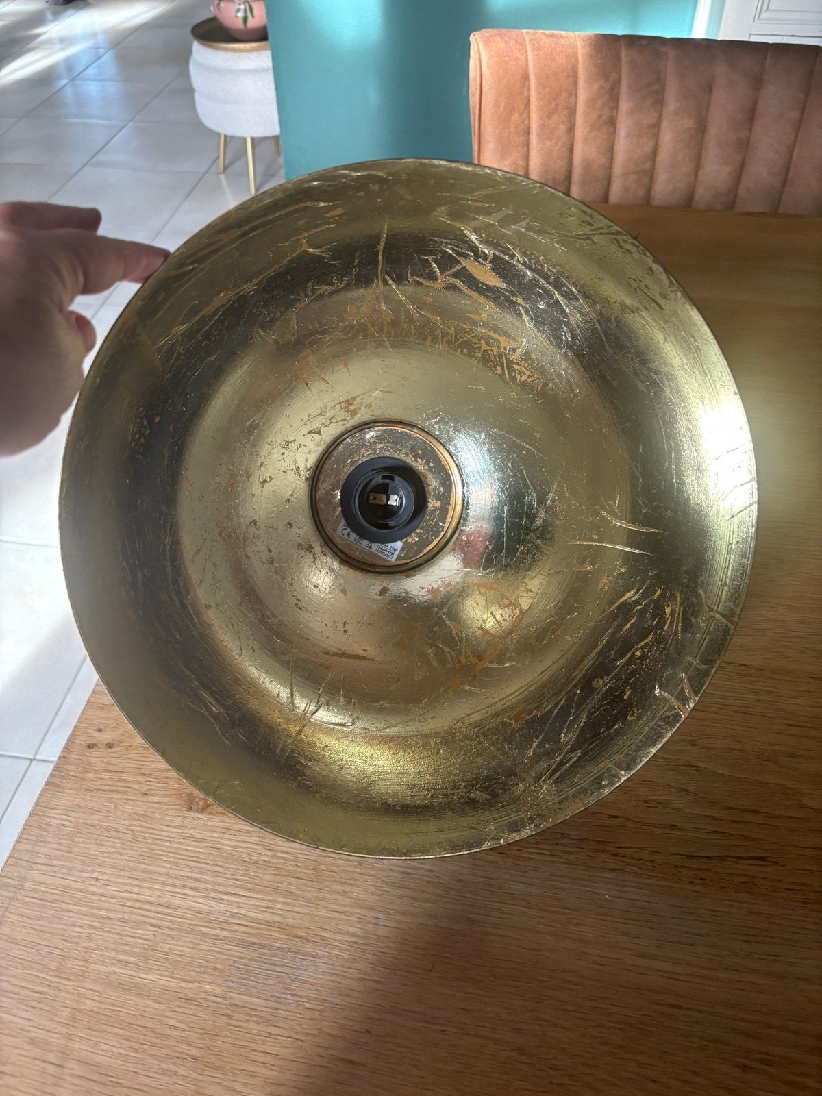 Mooie zwarte hanglamp met gouden binnenkant, Ophalen of Verzenden, Gebruikt, Metaal, E27 (groot)