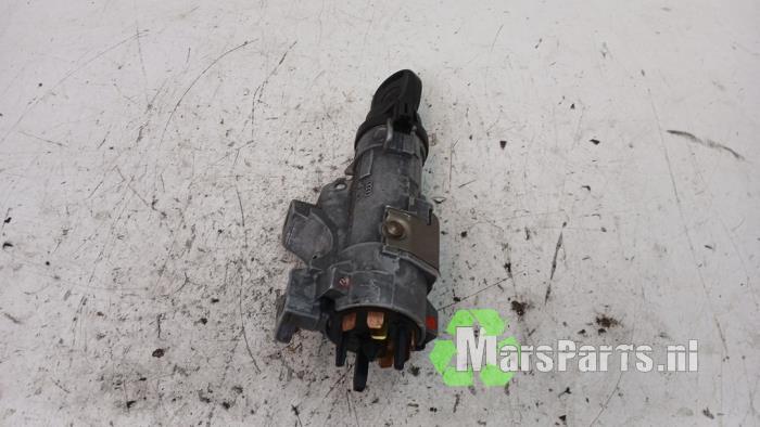 Kontaktslot + Sleutel van een Volkswagen Polo, Gebruikt, -, Volkswagen, -
