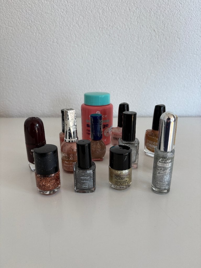 Gebruikte nagel lak neutraal/glitter + re mover, Gebruikt, Overige kleuren, Diversen, Diversen