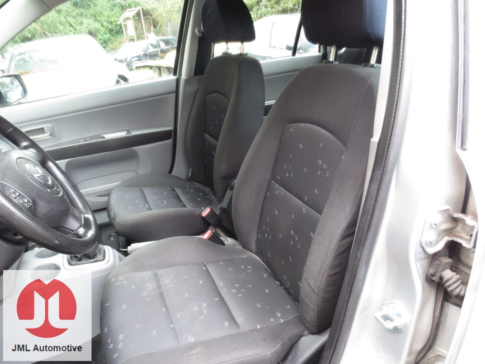 STOELEN EN ACHTERBANK MAZDA 2, Ophalen, Gebruikt, -, -
