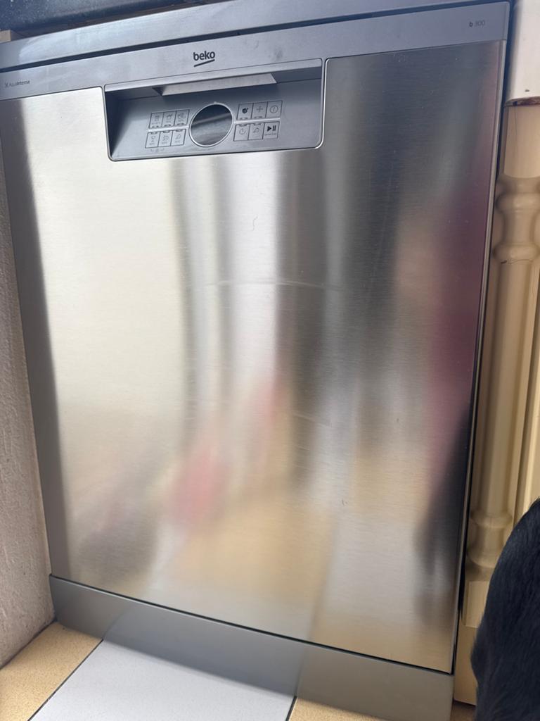 Beko vaatwasser - 1 jaar oud - Zo goed als nieuw, Witgoed en Apparatuur, Ophalen, 60 cm of meer, Eco programma, Zo goed als nieuw