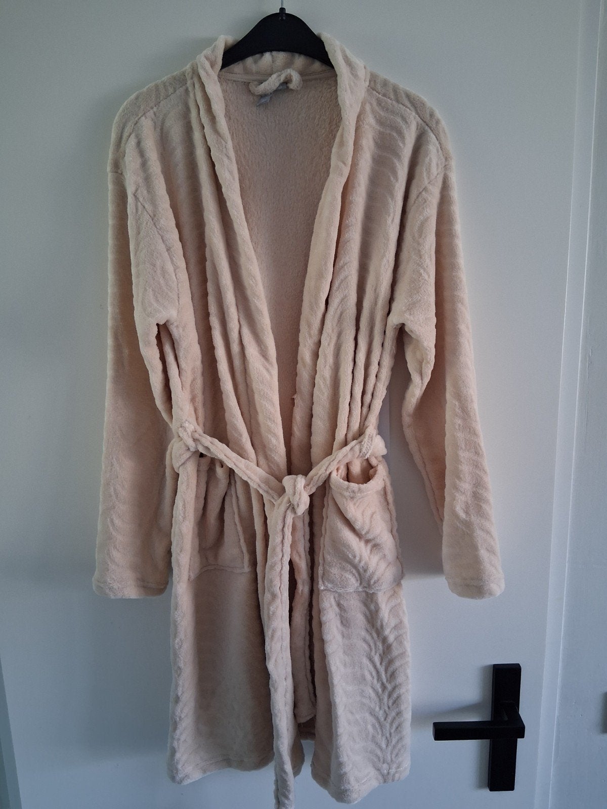 ZGAN: Zachte beige/cremekleurige badjas, maat S, Onbekend, Ophalen of Verzenden, Zo goed als nieuw, Maat 36 (S)