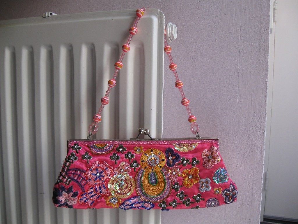 Vrolijk gekleurd geborduurd kralentasje roze als nieuw, Ophalen of Verzenden, Zo goed als nieuw, Roze, Overige typen