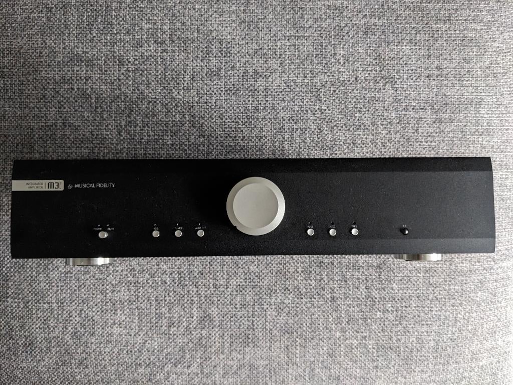 Musical Fidelity M3i versterker - uitstekende staat, Ophalen of Verzenden, Zo goed als nieuw, 60 tot 120 watt, Overige merken