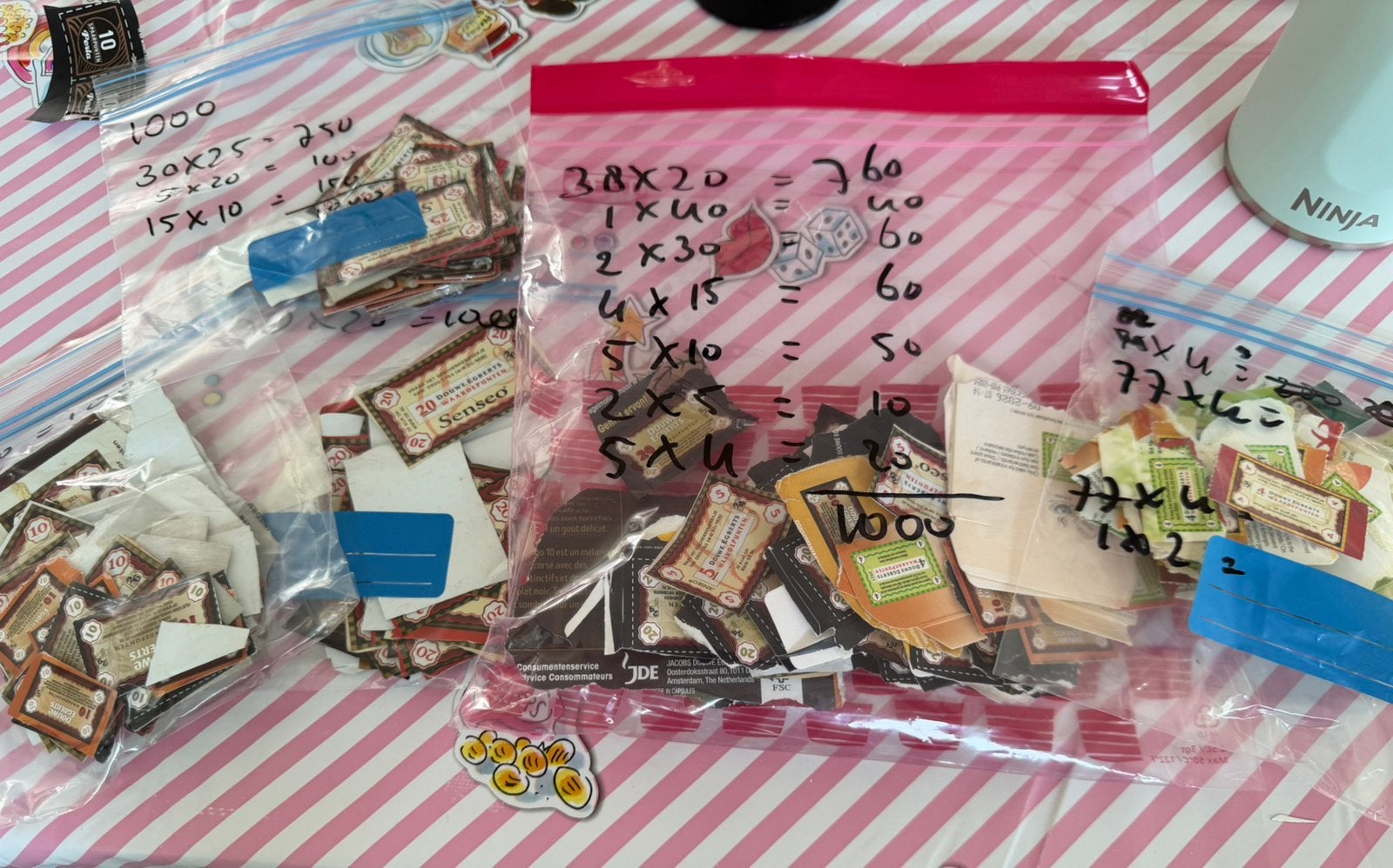 4310 Douwe Egberts spaarpunten, Hobby en Vrije tijd, Spaarzegeltjes, Ophalen of Verzenden, Koffie of Thee, Zegels, Bonnen of Punten