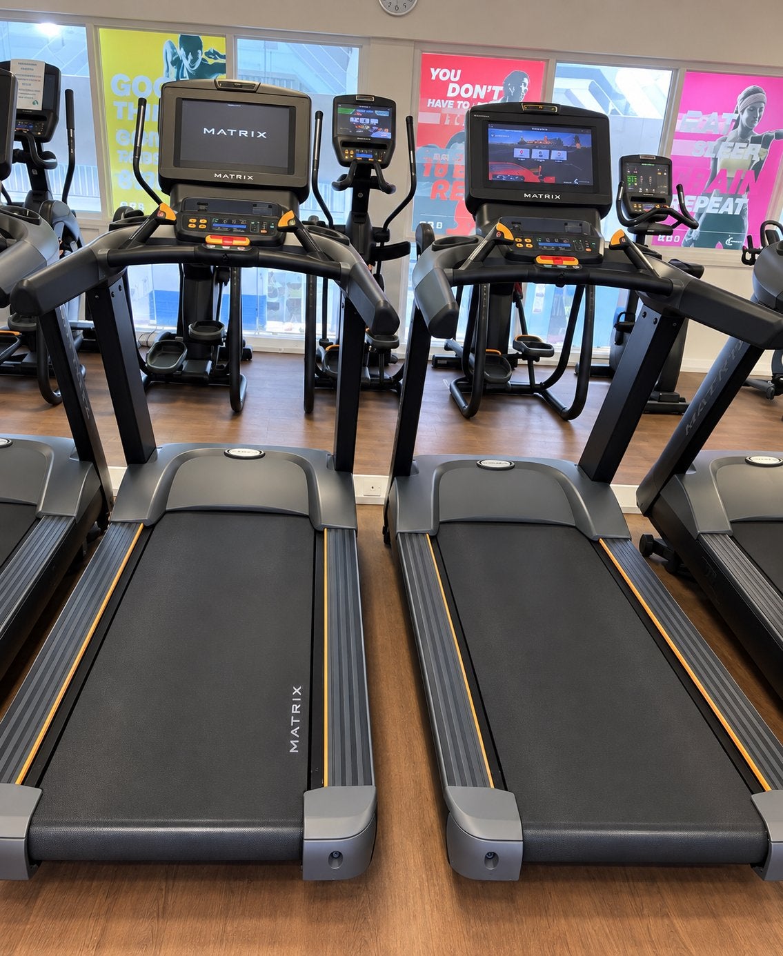 Matrix T7xe Treadmill – Professionele loopband, Ophalen, Gebruikt, Metaal, Loopband