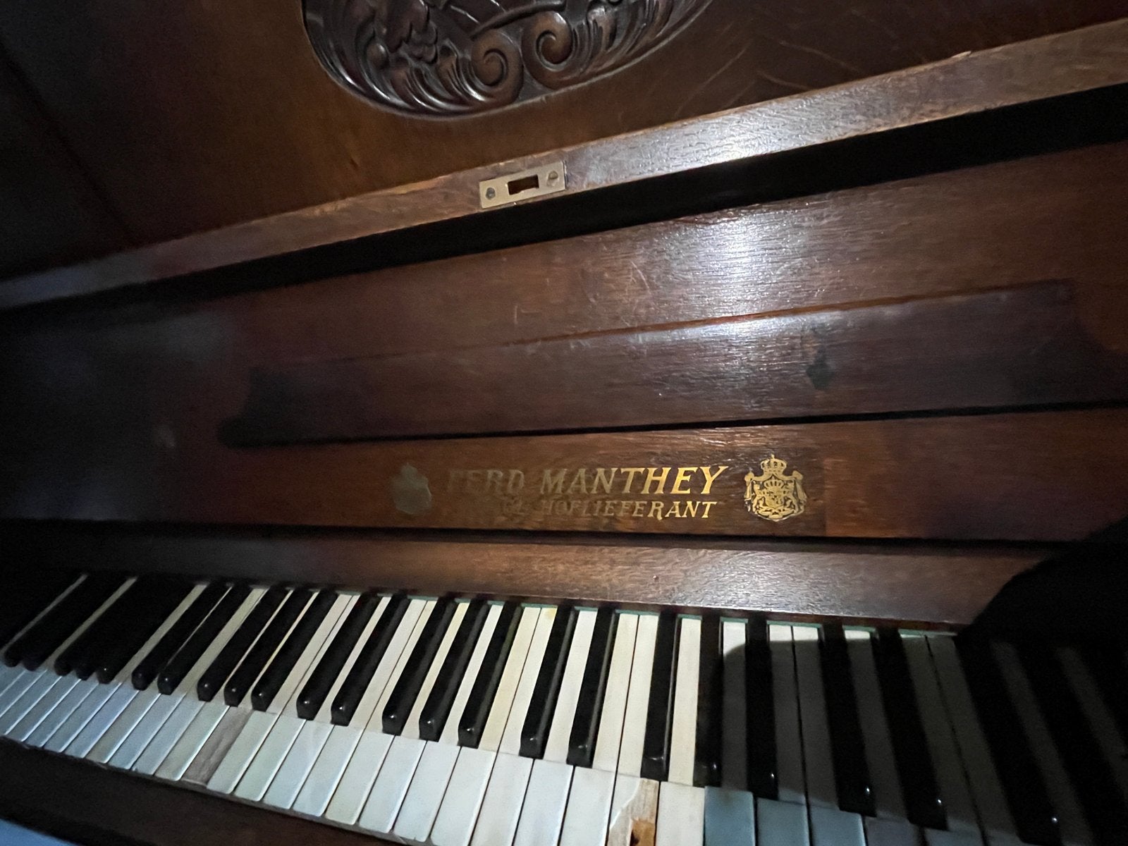 Ferd Manthey Piano - Restauratie en Stemmen Nodig, Ophalen, Gebruikt, Bruin, Piano