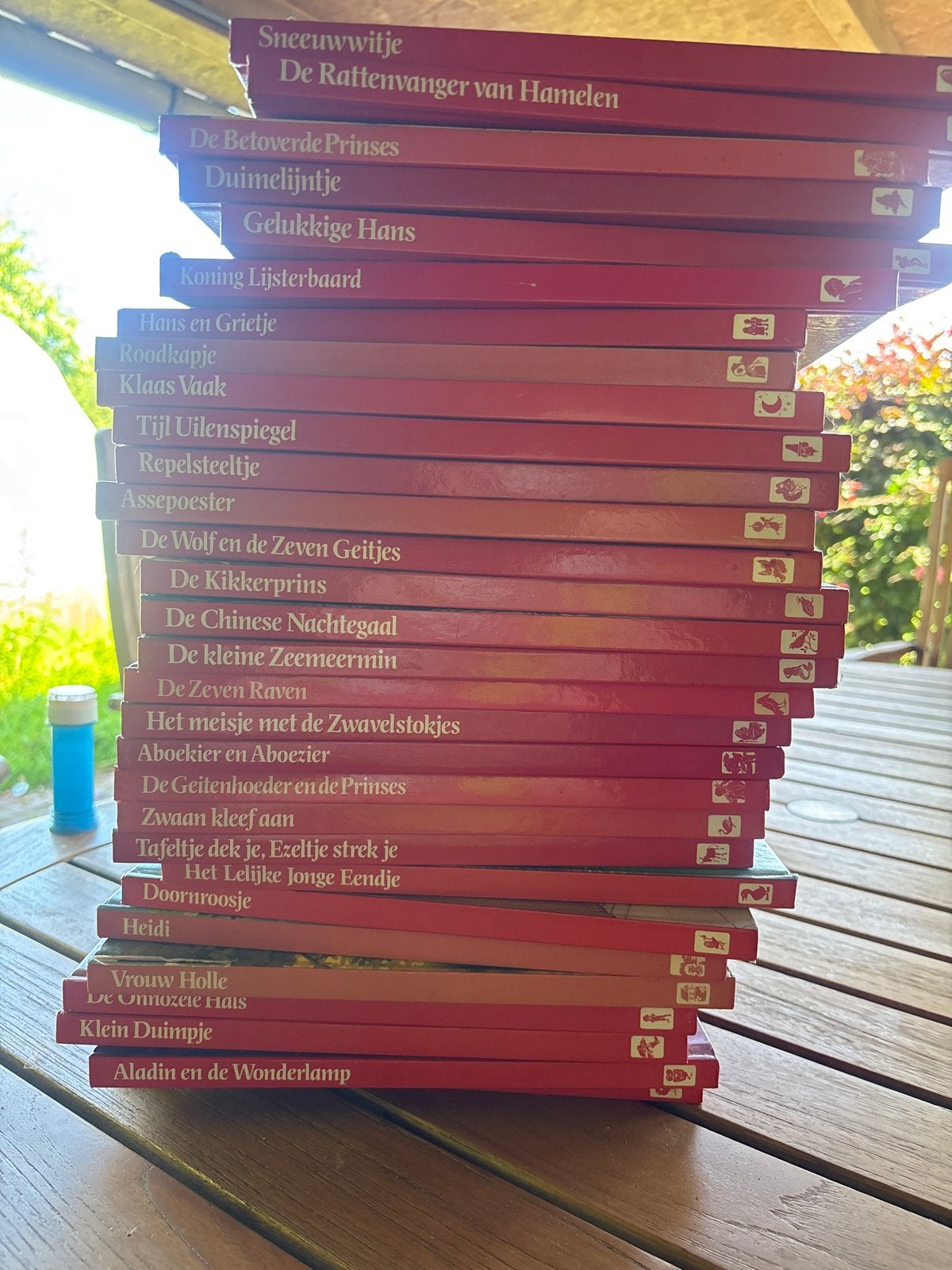 Lekturama Luistersprookjes: 30 boeken met bandjes in box, Ophalen of Verzenden, Gelezen