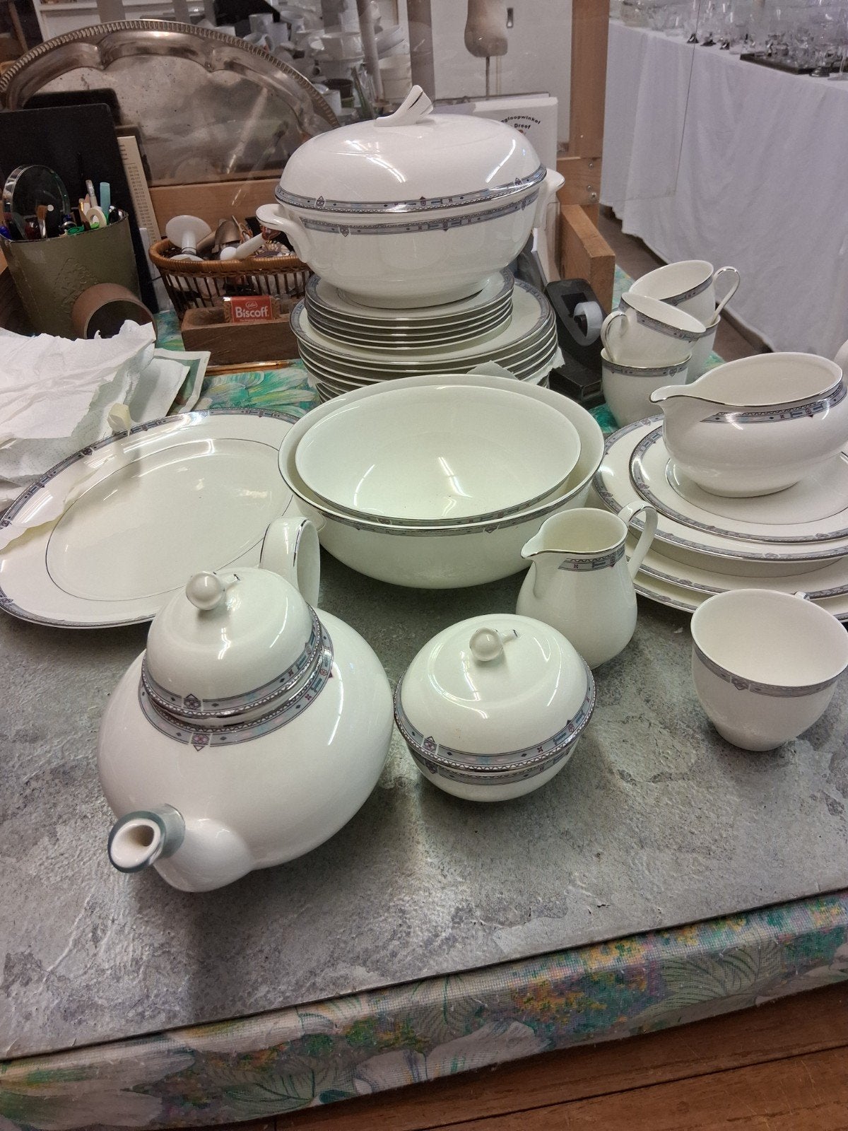 Compleet Royal Canterbury servies - Fine Bone China, Antiek en Kunst, Ophalen of Verzenden